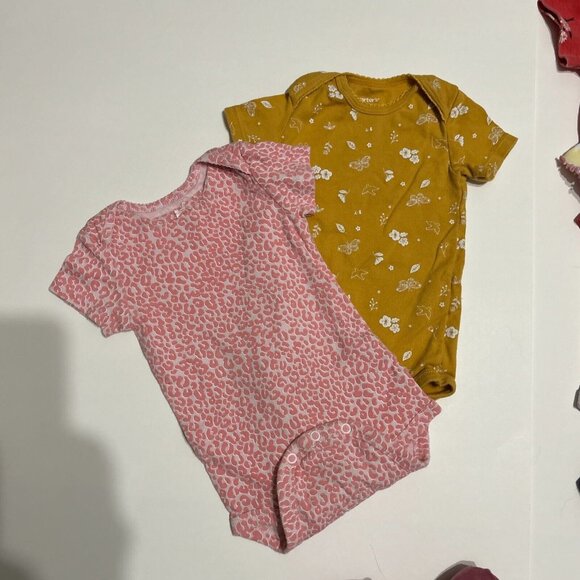 Baby Girl Clothes Lot 7 Pc Bundle Bodysuits Disney Old Navy Carter's 18-24 M - Picture 4 of 6